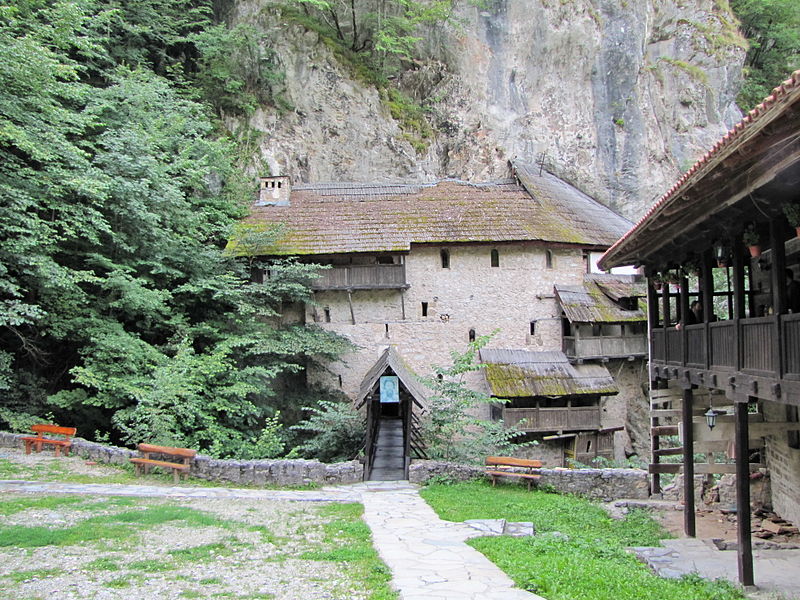Manastir Crna Reka
